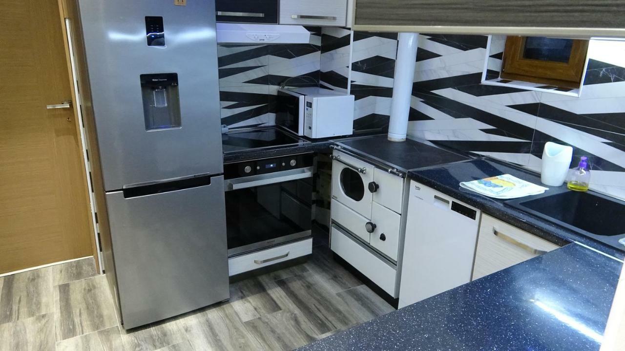 Apartment Kraljica Jelena ヴィルパザル エクステリア 写真