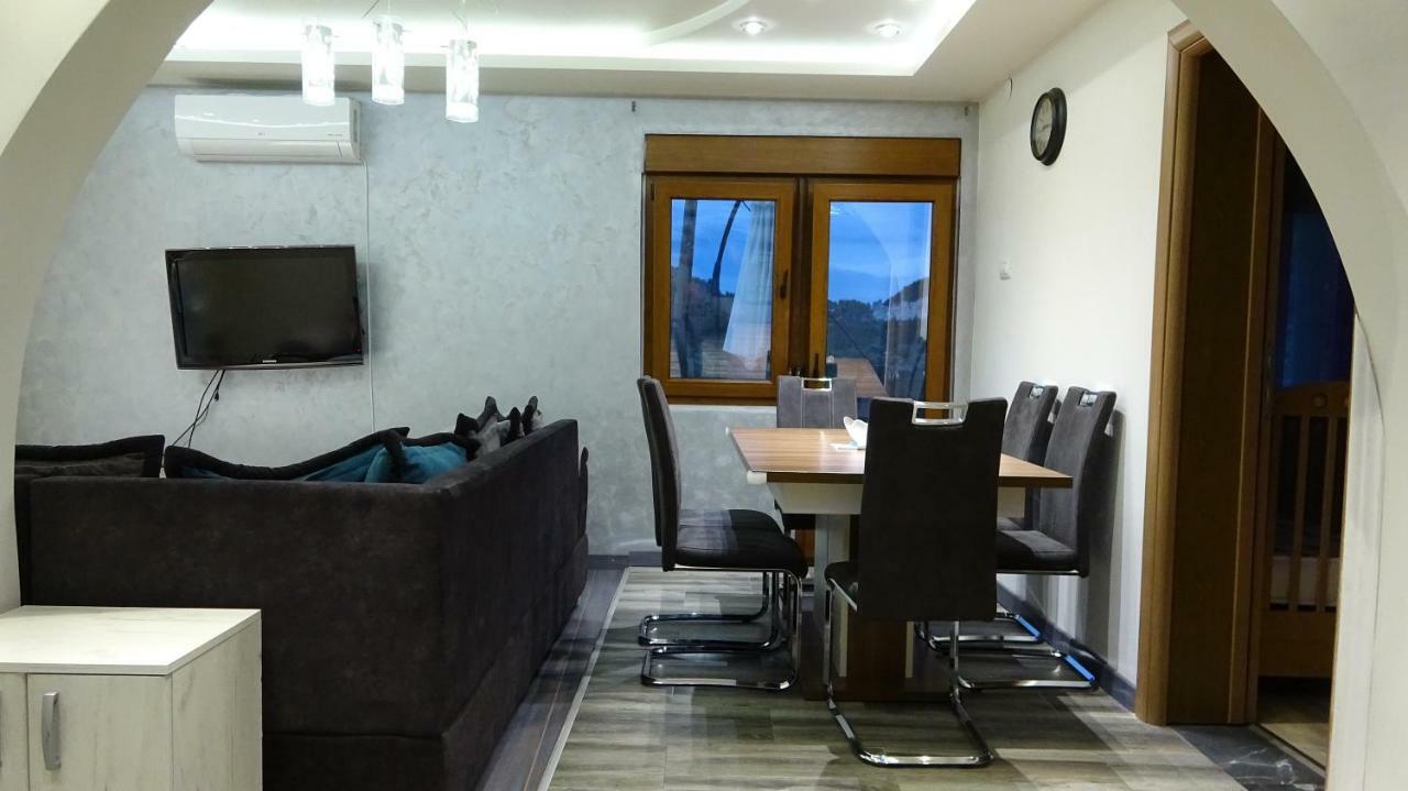 Apartment Kraljica Jelena ヴィルパザル エクステリア 写真